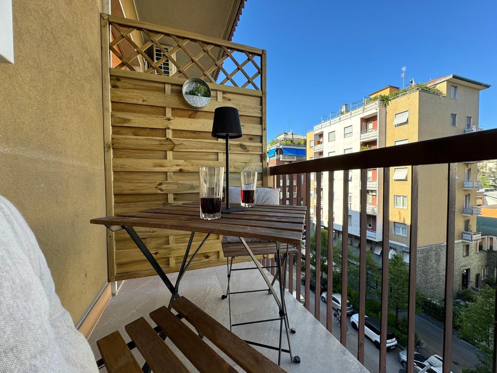 Meg Glamour Suite Milano Vicino I Navigli Exterior photo